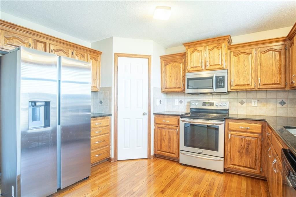 11256 N Madison Street — photo 10