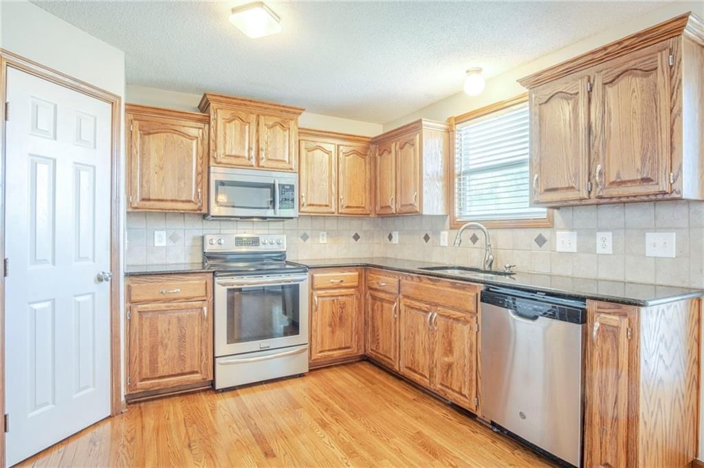 11256 N Madison Street — photo 11