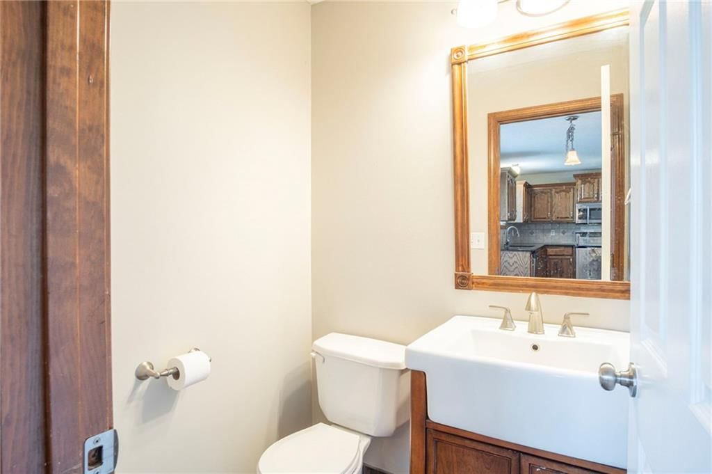 11256 N Madison Street — photo 12