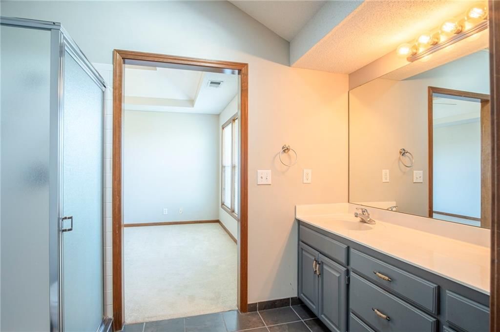 11256 N Madison Street — photo 18