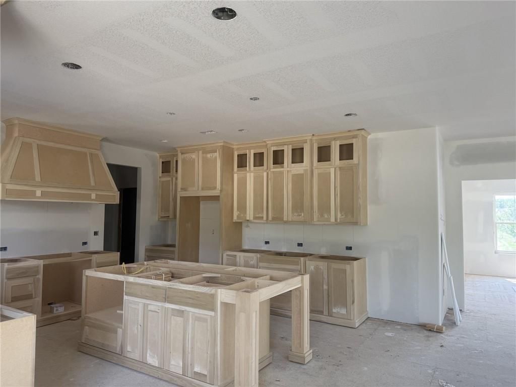 Photo 6 of 17 - 1500 NE 105th Terrace