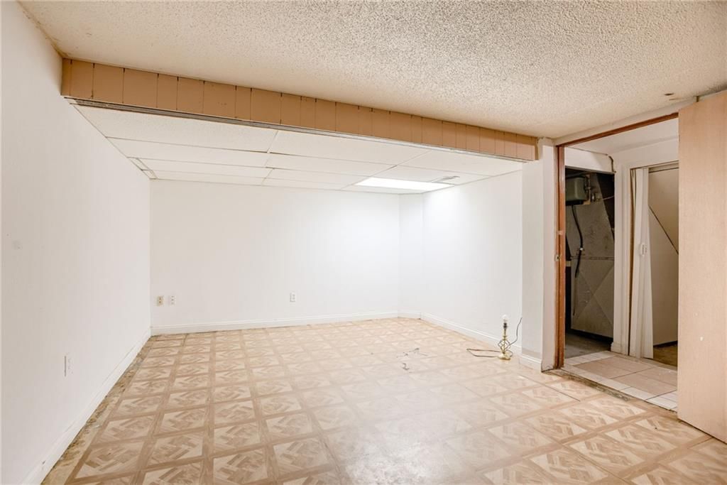 Photo 22 of 27 - 4400 N BRIGHTON Avenue