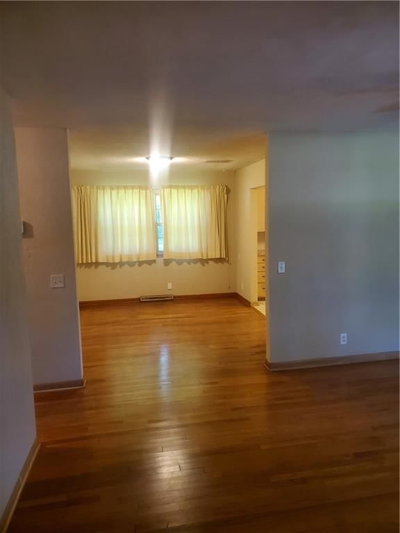 304 Swan Street — photo 8
