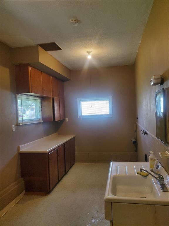 304 Swan Street — photo 19