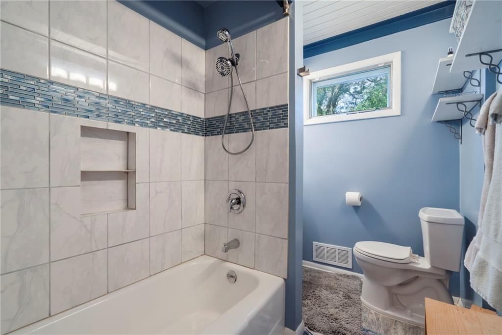 1111 W 86th Terrace — photo 16