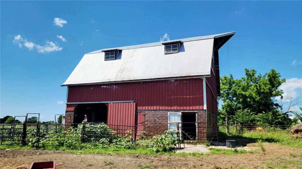 18400 Keitel Road — photo 8