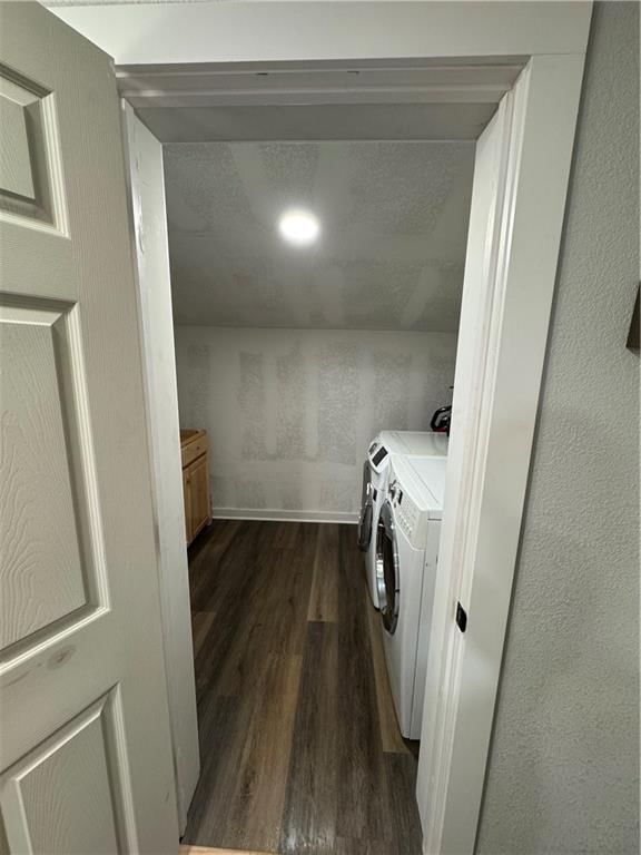 307 E 4th Street — photo 15