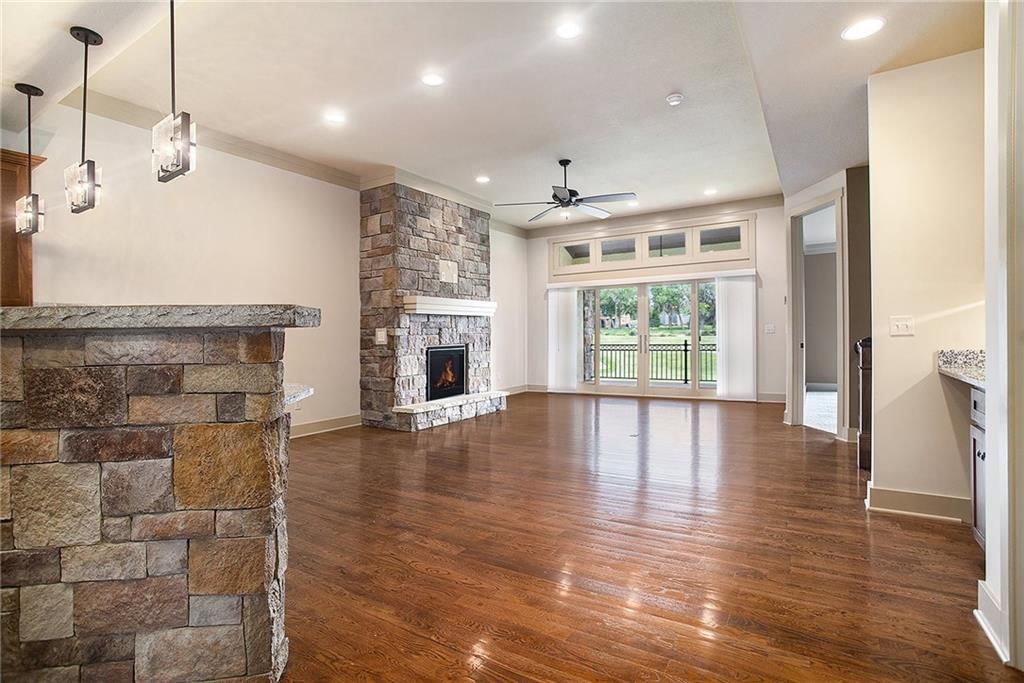 Photo 6 of 32 - 19220 W 102nd Street