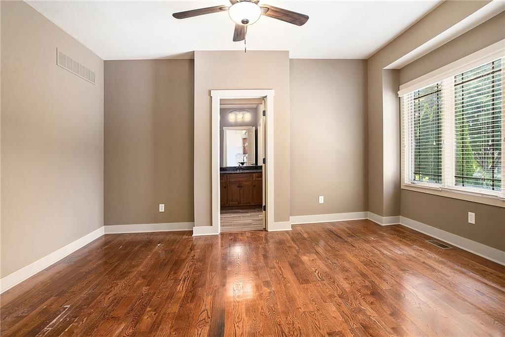 Photo 19 of 32 - 19220 W 102nd Street