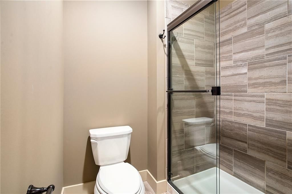 Photo 21 of 32 - 19220 W 102nd Street