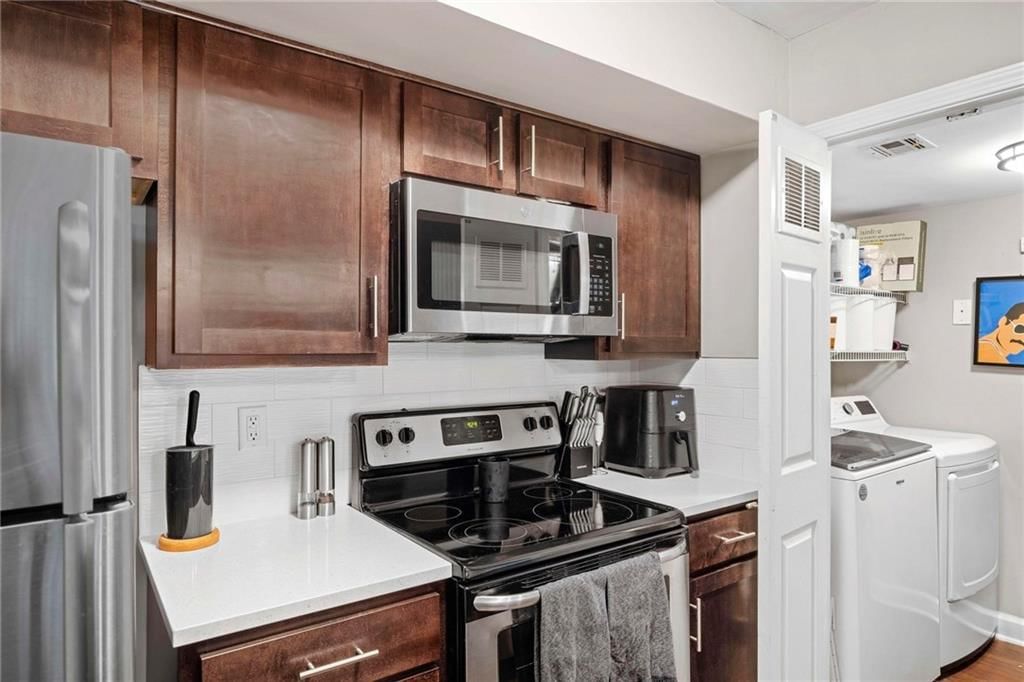 915 Washington #101 Street — photo 7