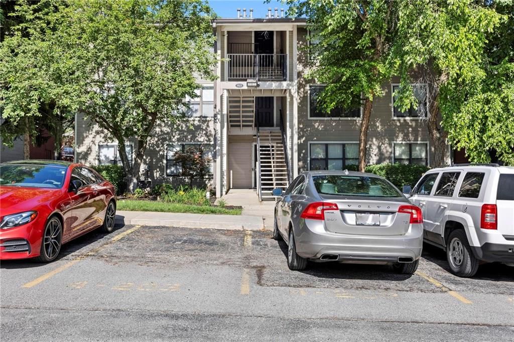 915 Washington #101 Street — photo 16
