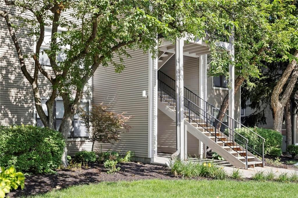 915 Washington #101 Street — photo 18