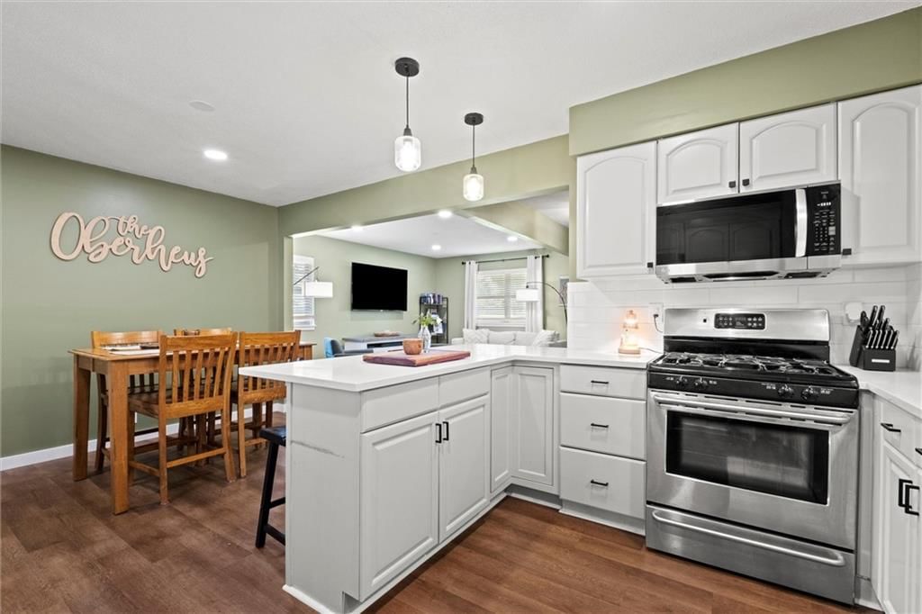 22420 W 73rd Terrace — photo 12