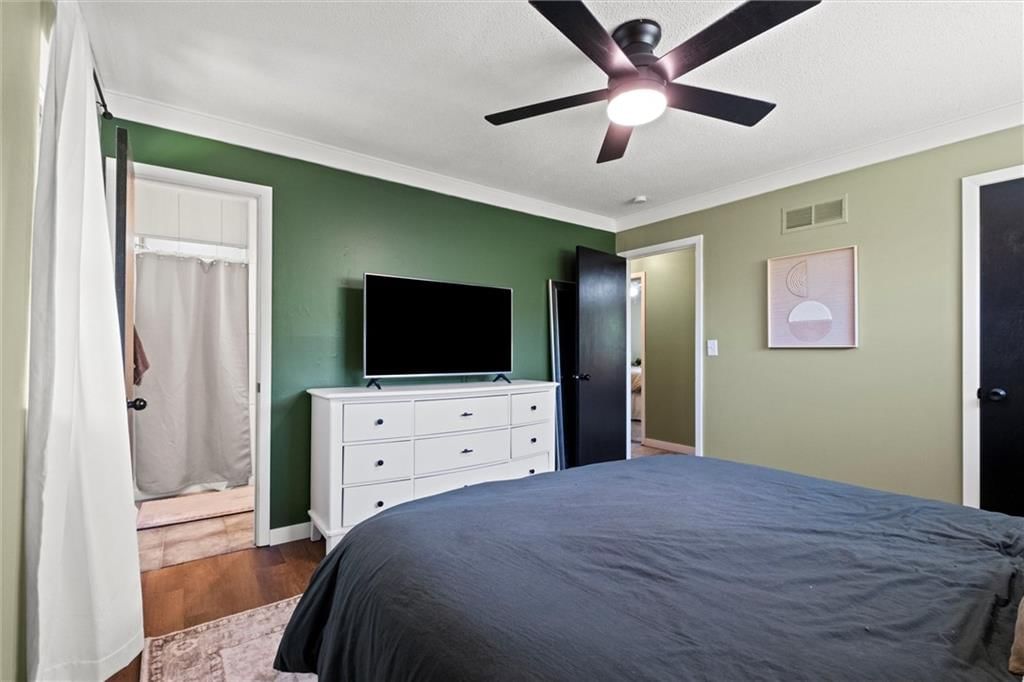 22420 W 73rd Terrace — photo 17