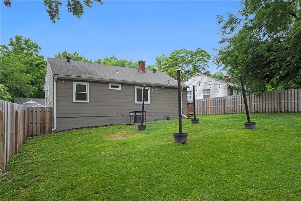 6620 Flora Avenue — photo 27
