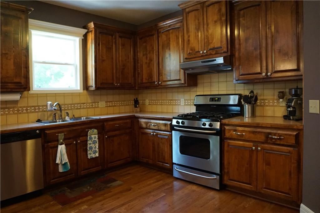 Photo 16 of 41 - 3713 NW Windburn Drive