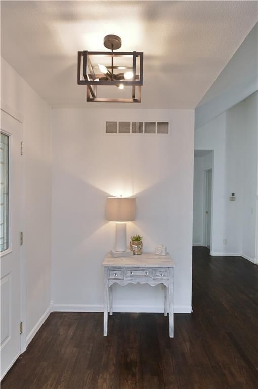 11 Chadwick Lane — photo 8