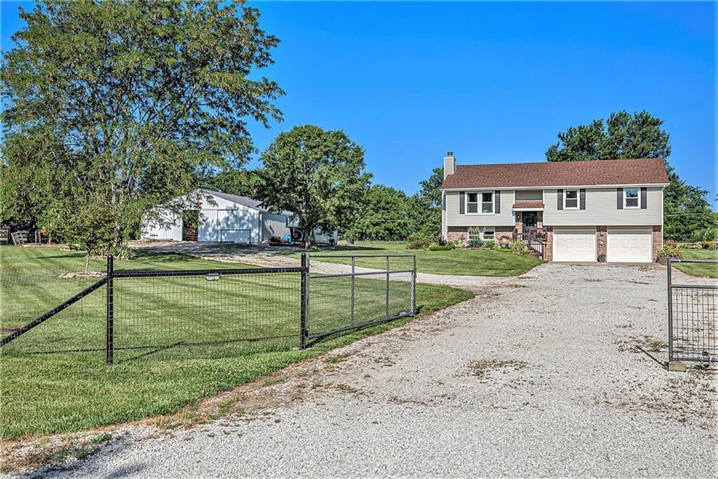 Photo 1 of 42 - 21318 S Briar Road