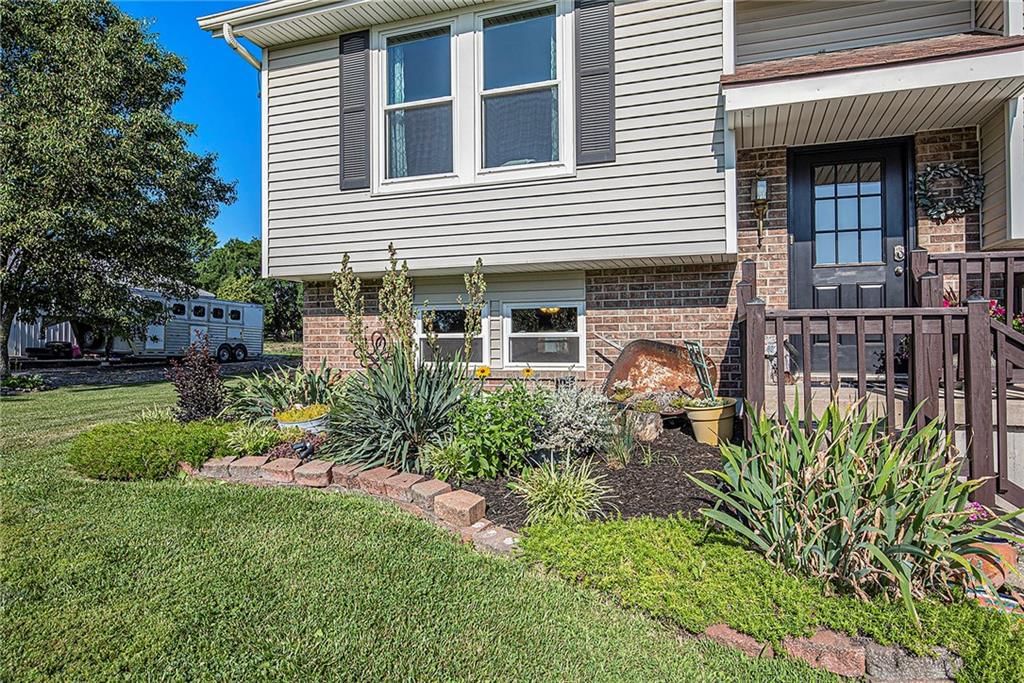 Photo 40 of 42 - 21318 S Briar Road