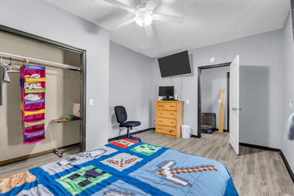 Photo 19 of 26 - 213 W Highway 224 N/A