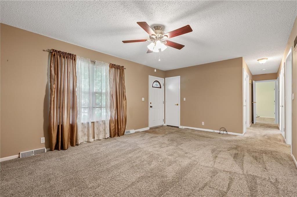 602 N Westview Drive — photo 5
