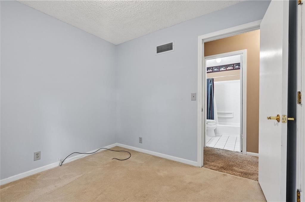 602 N Westview Drive — photo 17