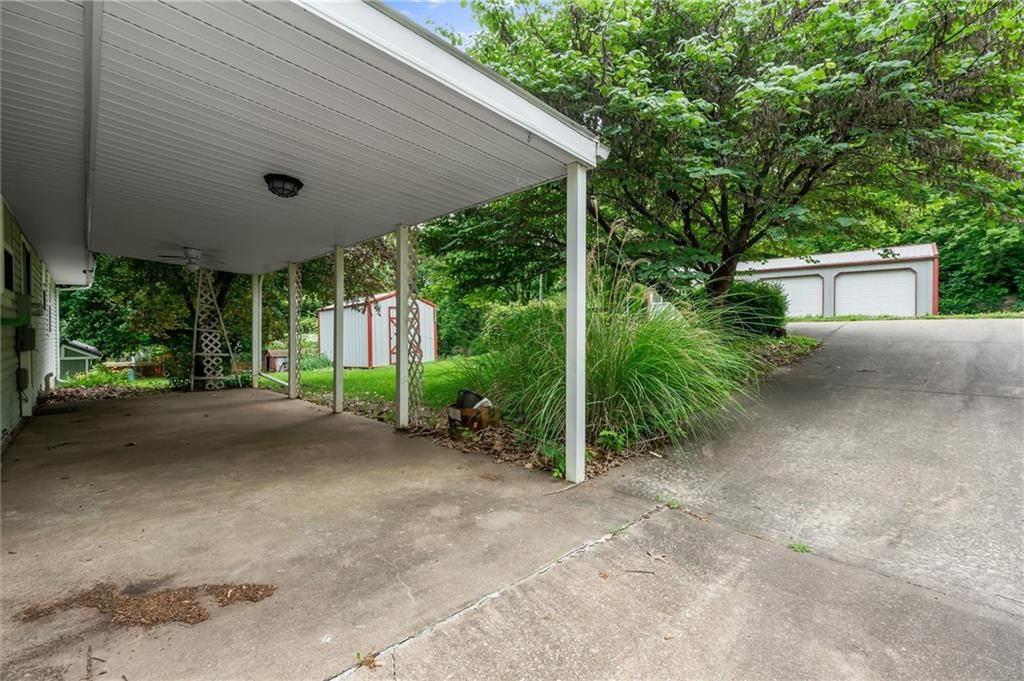 602 N Westview Drive — photo 26