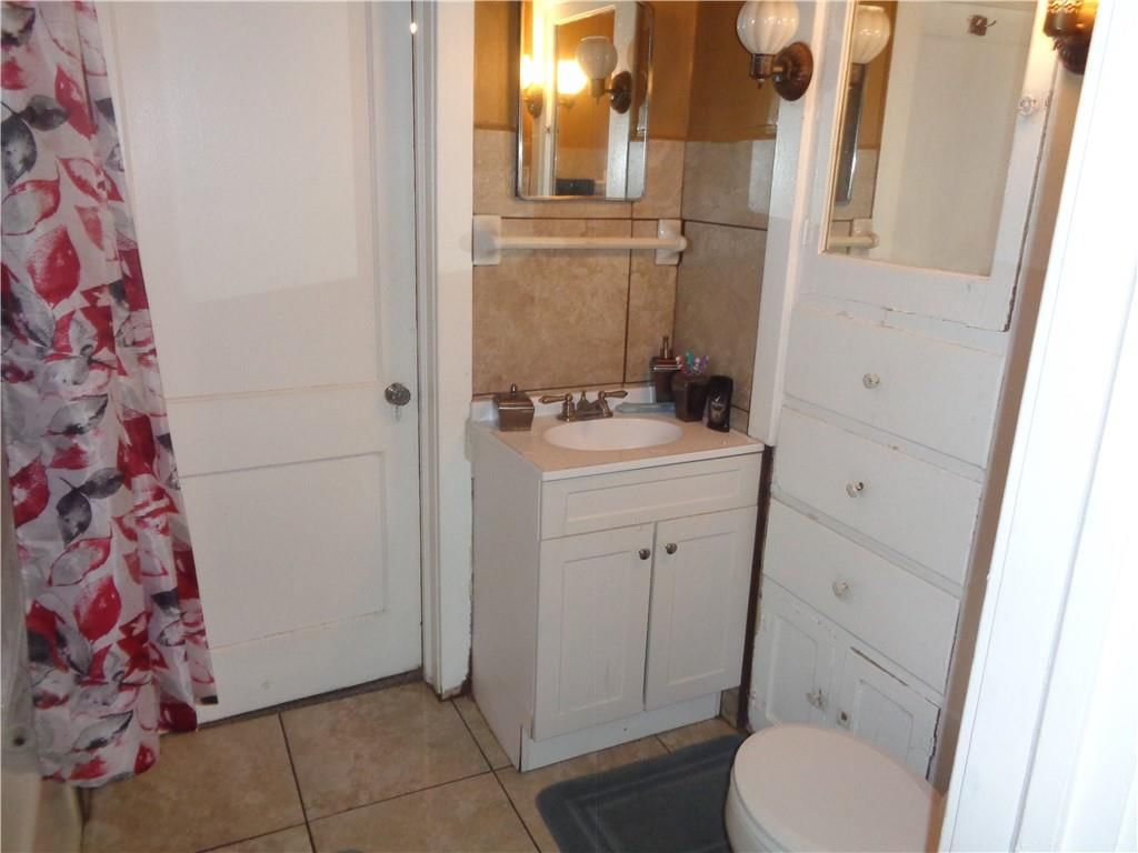 5034 Agnes Avenue — photo 11