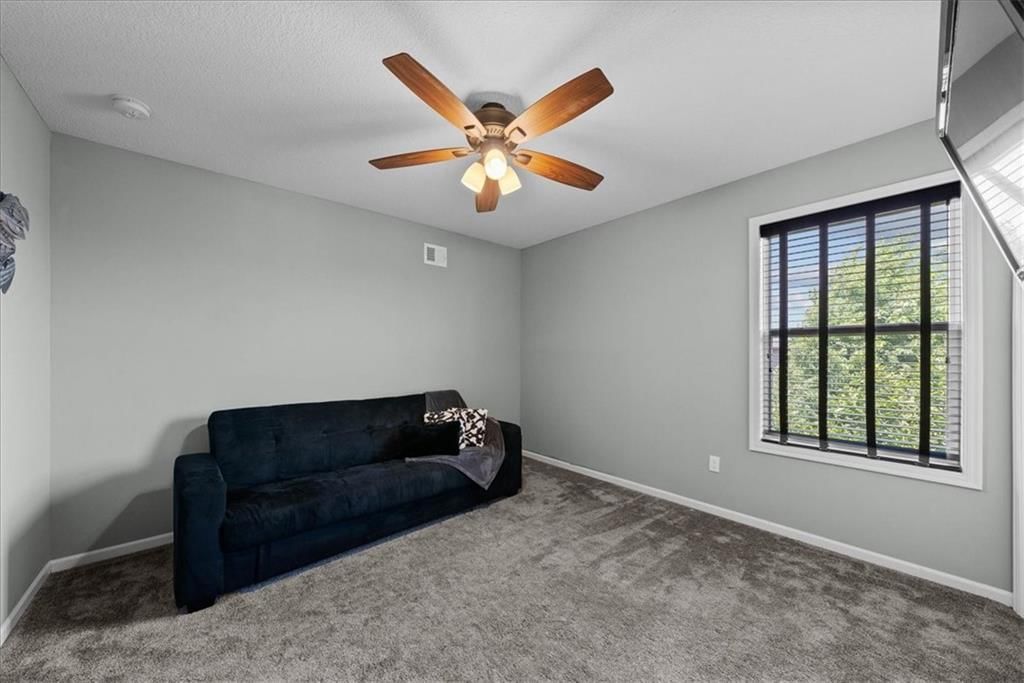 Photo 29 of 43 - 16642 W 165th Street