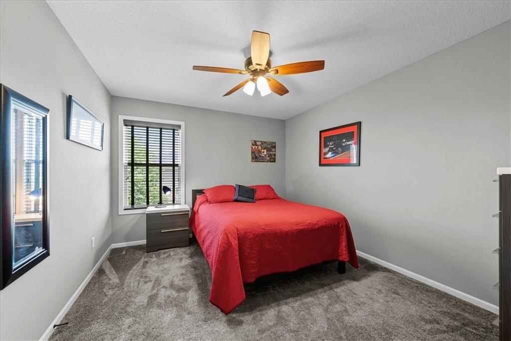 Photo 32 of 43 - 16642 W 165th Street