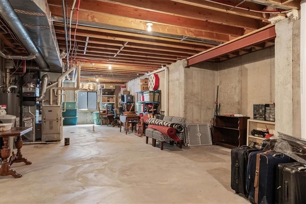 Photo 33 of 43 - 16642 W 165th Street