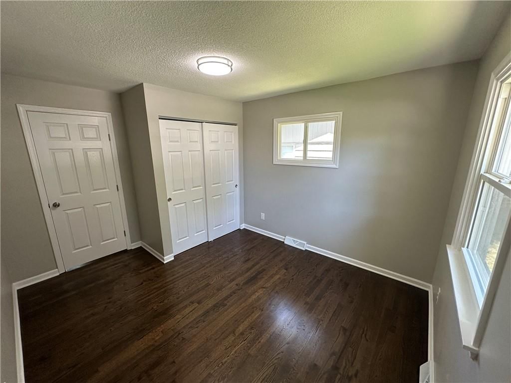 806 Lea Drive — photo 12