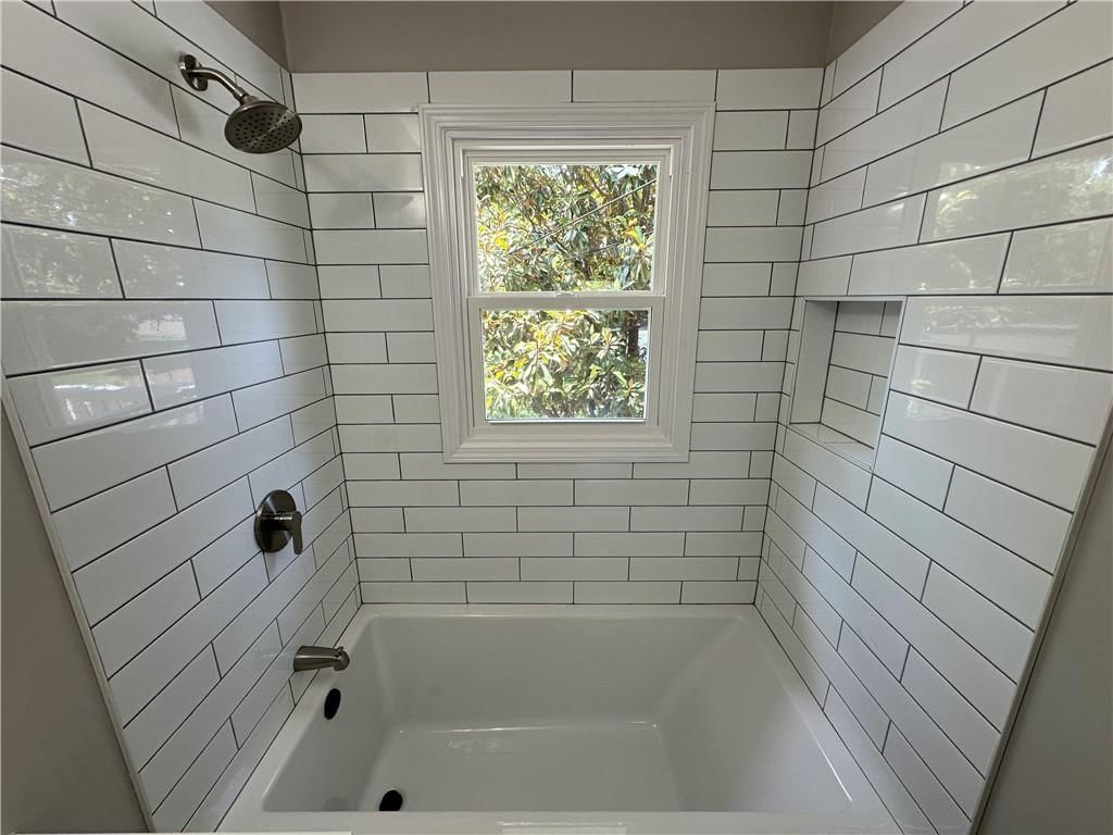 806 Lea Drive — photo 14
