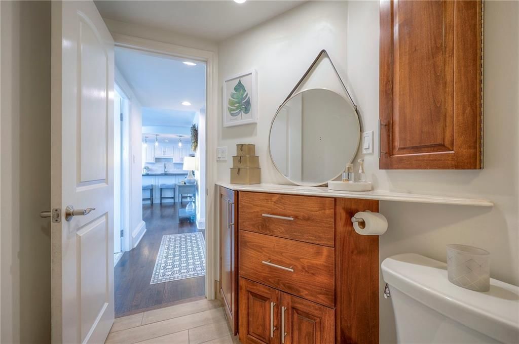 803 W 48th Street — photo 16