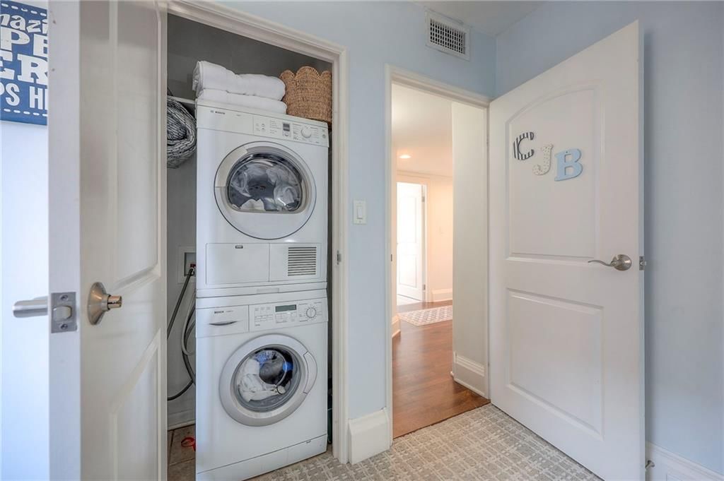 803 W 48th Street — photo 19