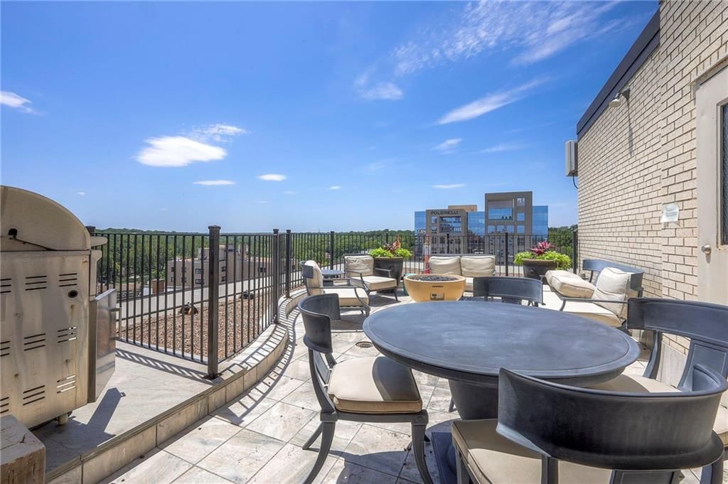 803 W 48th Street — photo 23