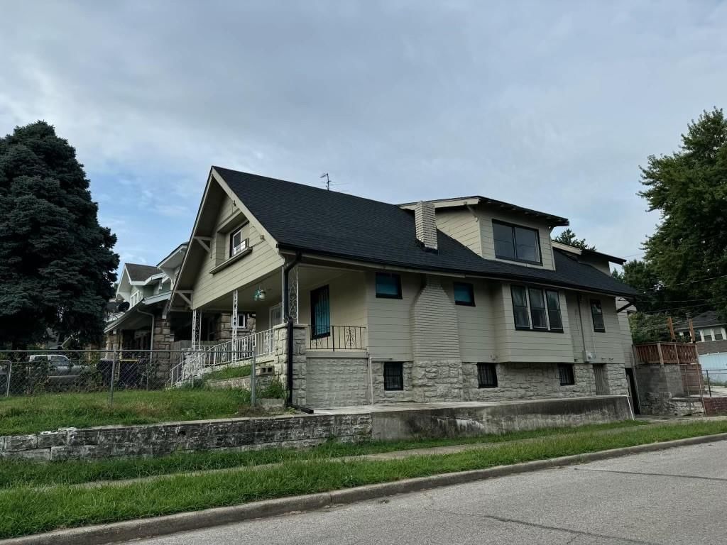 144 N Brighton Avenue — photo 18