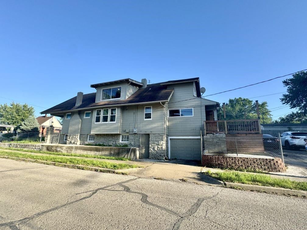 144 N Brighton Avenue — photo 27