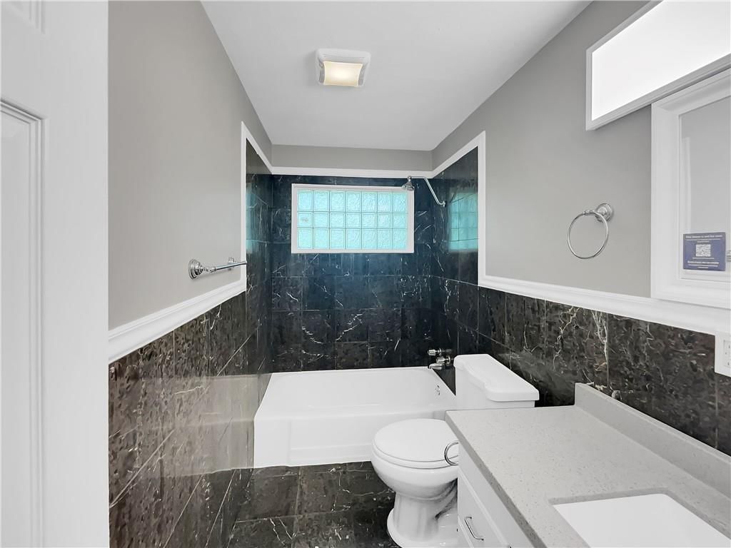 11309 E 49th Street — photo 7
