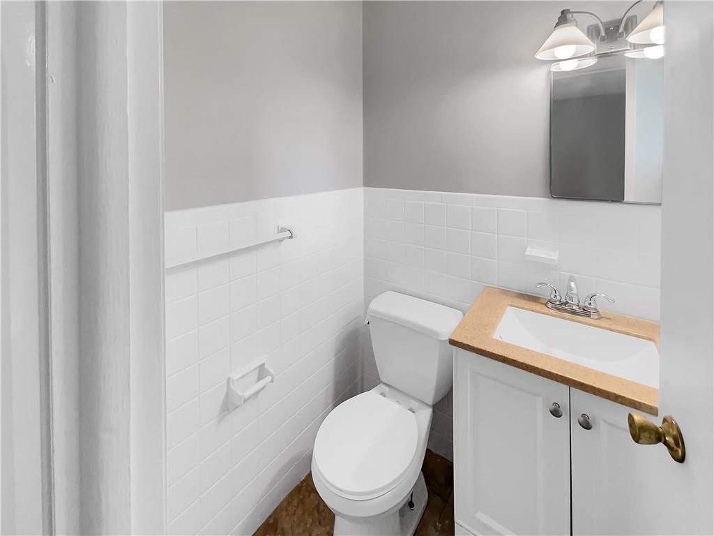 11309 E 49th Street — photo 13