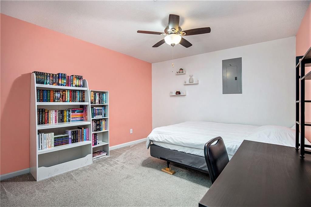 920 Paw Paw Lane — photo 22
