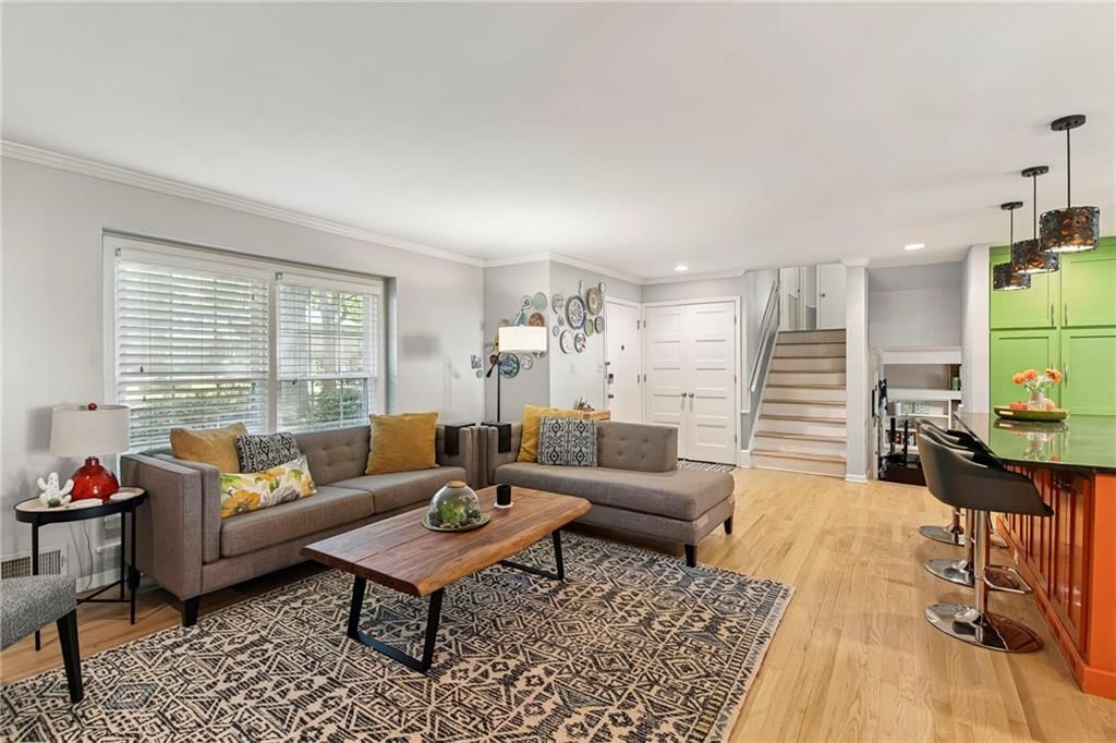 9934 Ballentine Drive — photo 3
