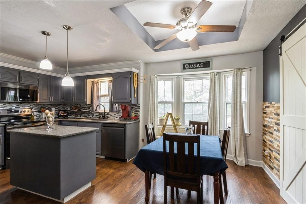 5901 Greenwood Drive — photo 17