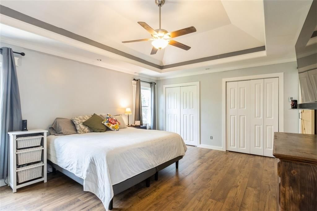 5901 Greenwood Drive — photo 21
