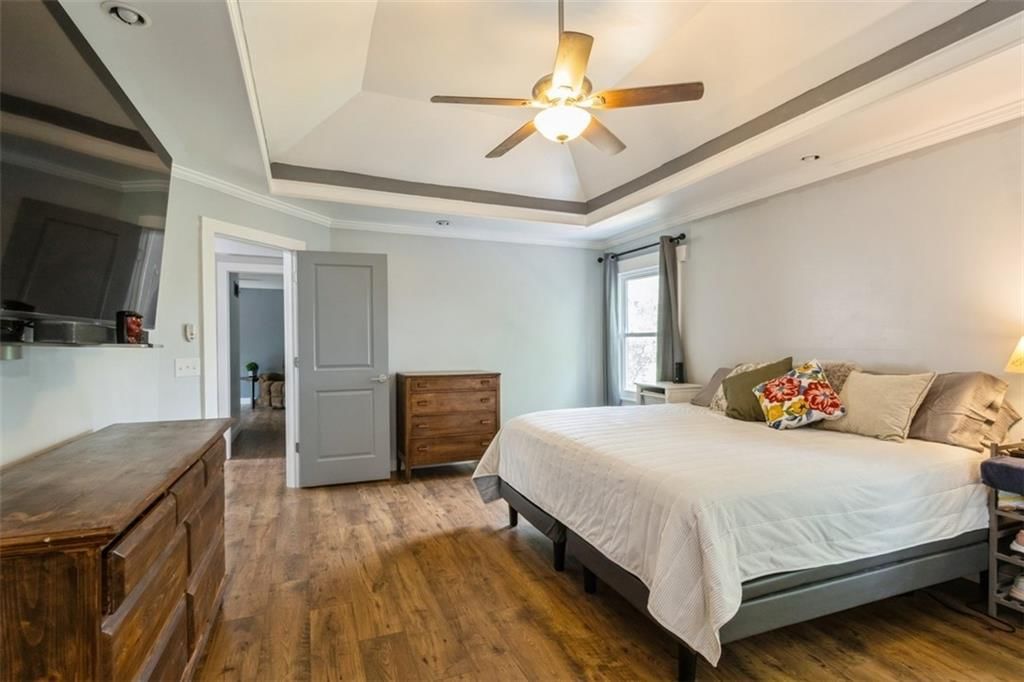 5901 Greenwood Drive — photo 22