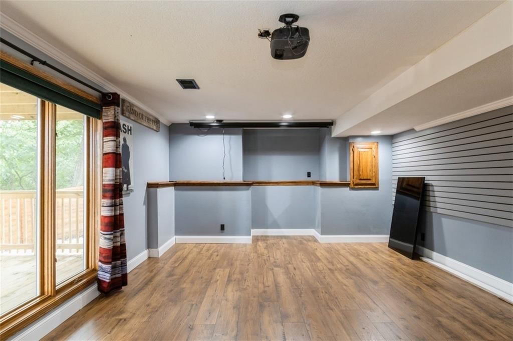 5901 Greenwood Drive — photo 30