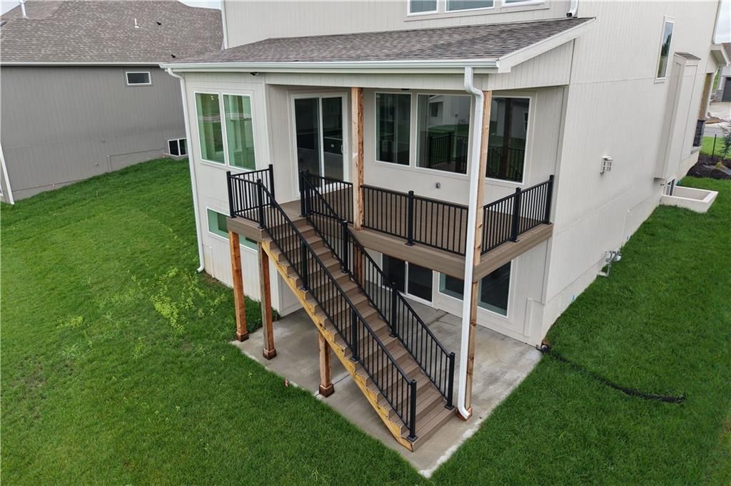 1709 SW Arbor Park Drive — photo 3
