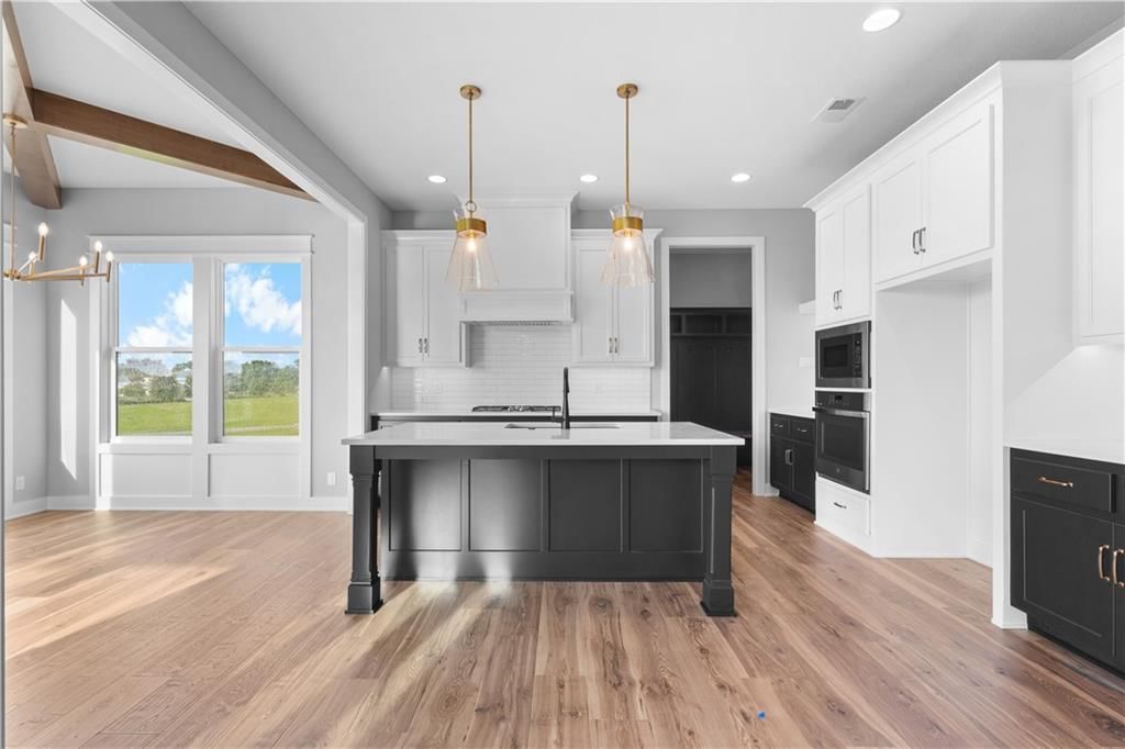 1709 SW Arbor Park Drive — photo 6