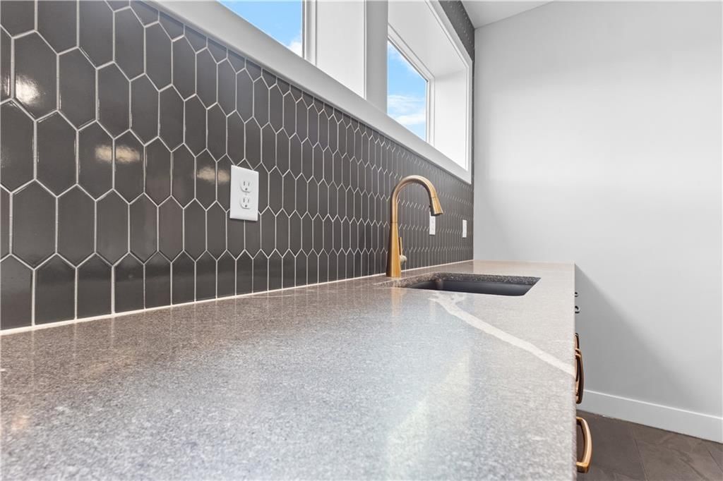 1709 SW Arbor Park Drive — photo 34